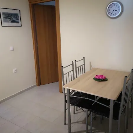 Alexis Armeno Appartement *